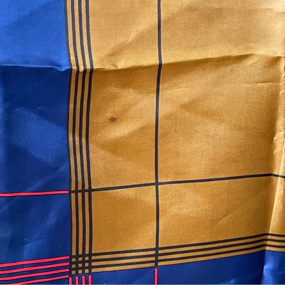 Vintage Scarf Square 27" Bold Geometric Pattern - Picture 9 of 9